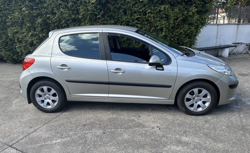 Peugeot 207 1.4 16V