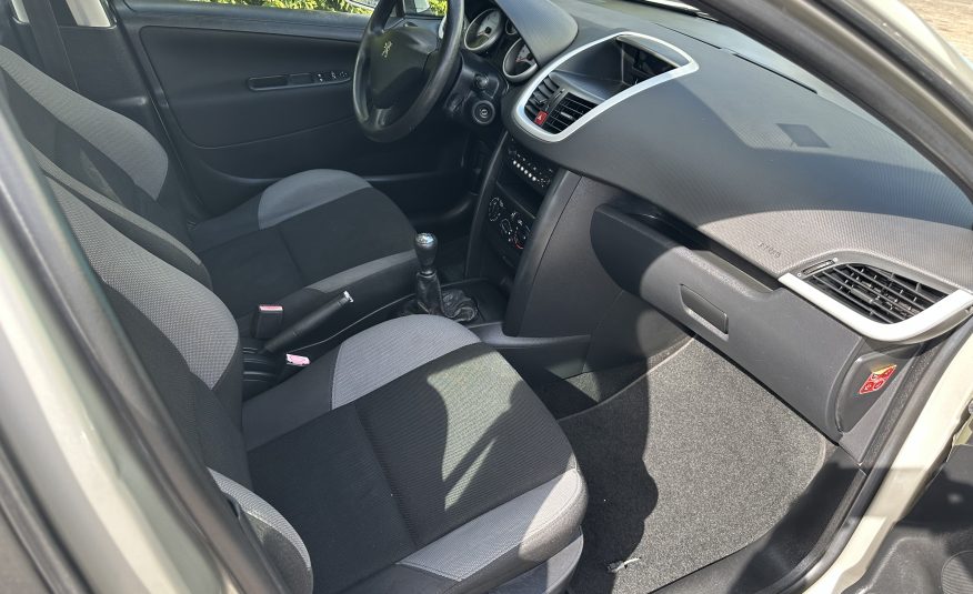 Peugeot 207 1.4 16V