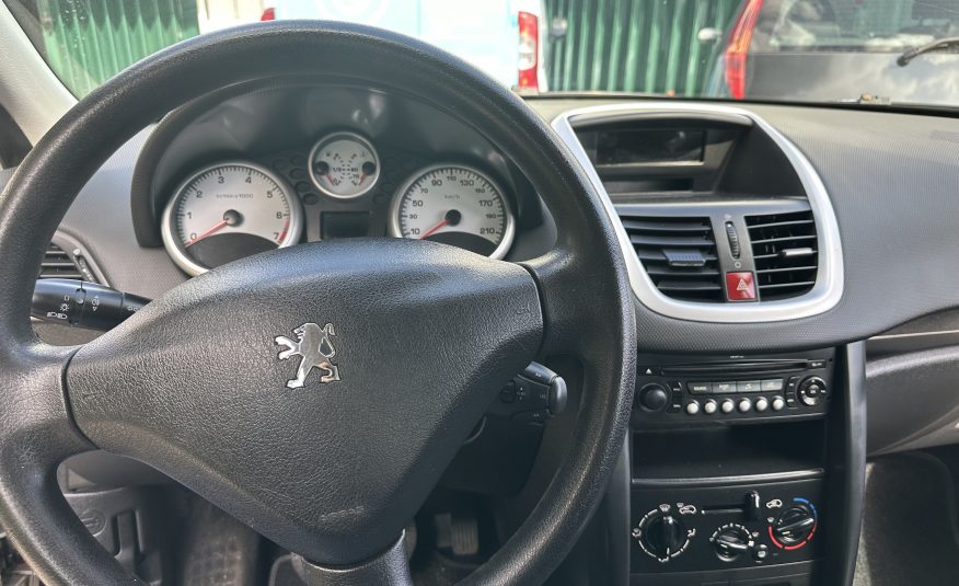 Peugeot 207 1.4 16V