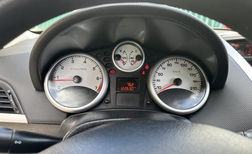Peugeot 207 1.4 16V