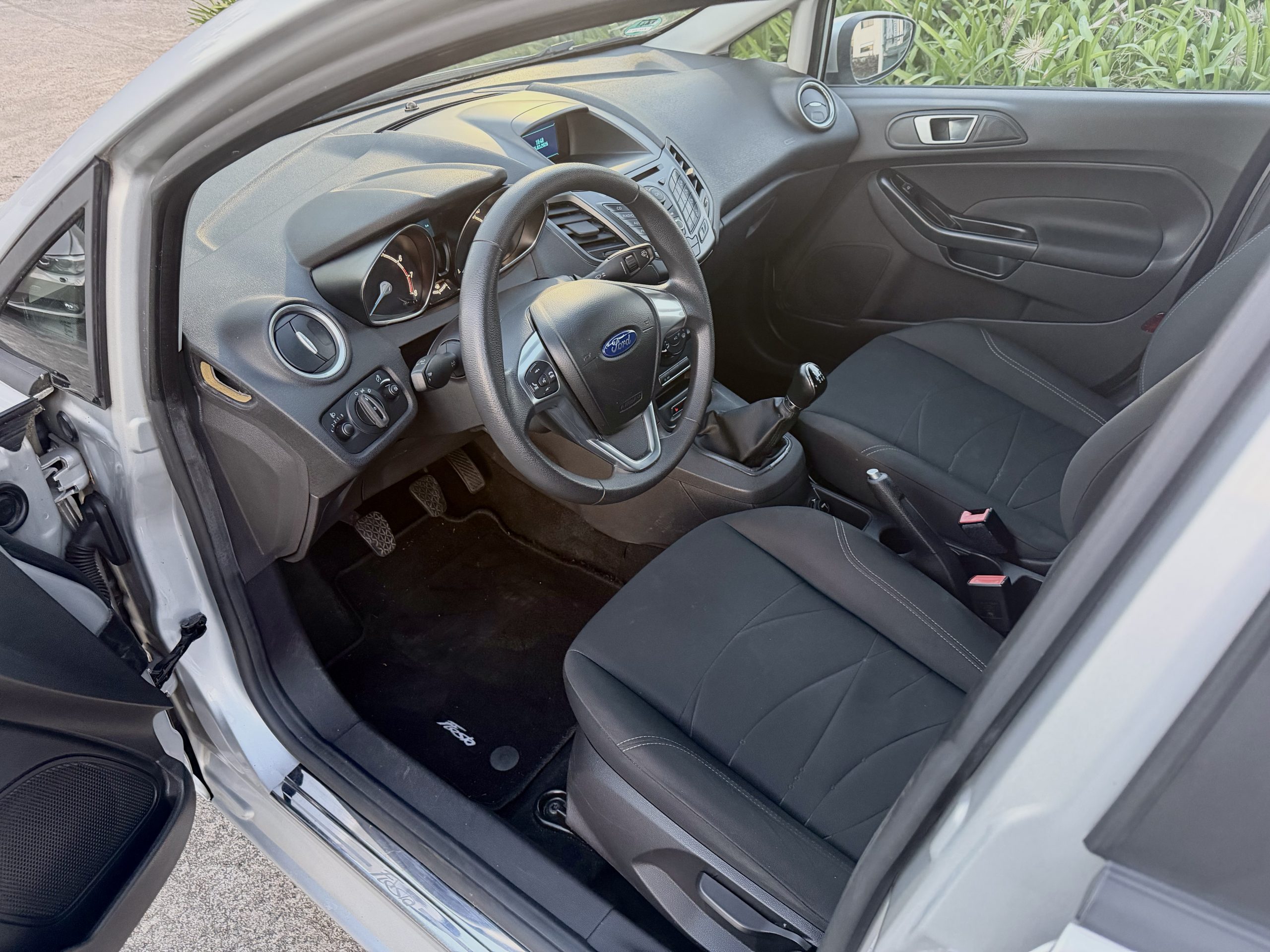 FORD FIESTA ECOBOOST TITANIUM