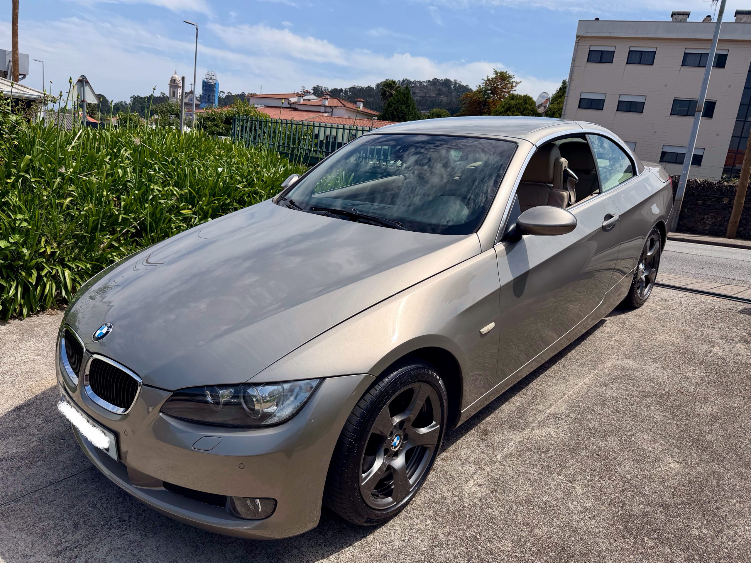 BMW 320i Cabriolet
