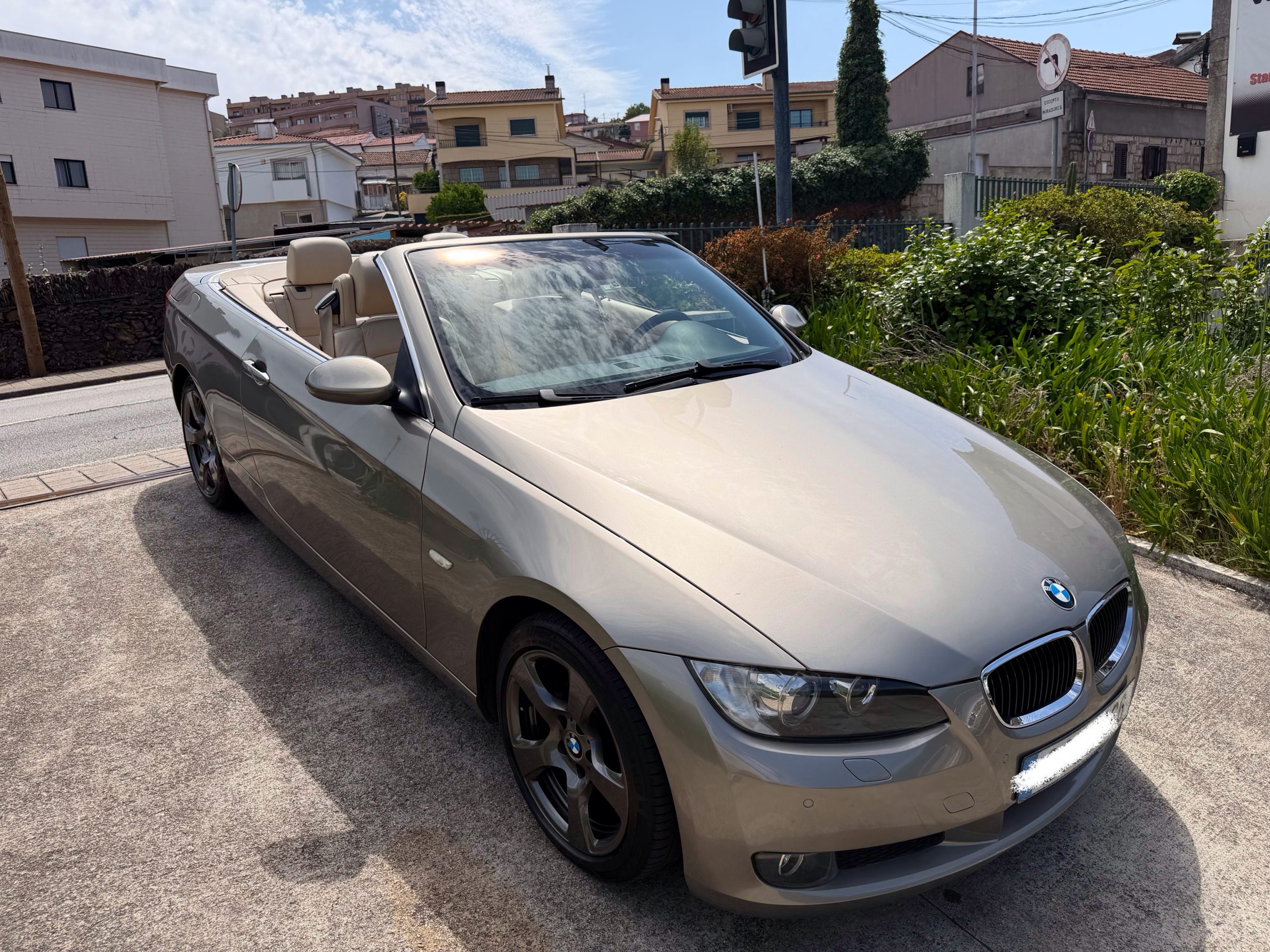 BMW 320i Cabriolet