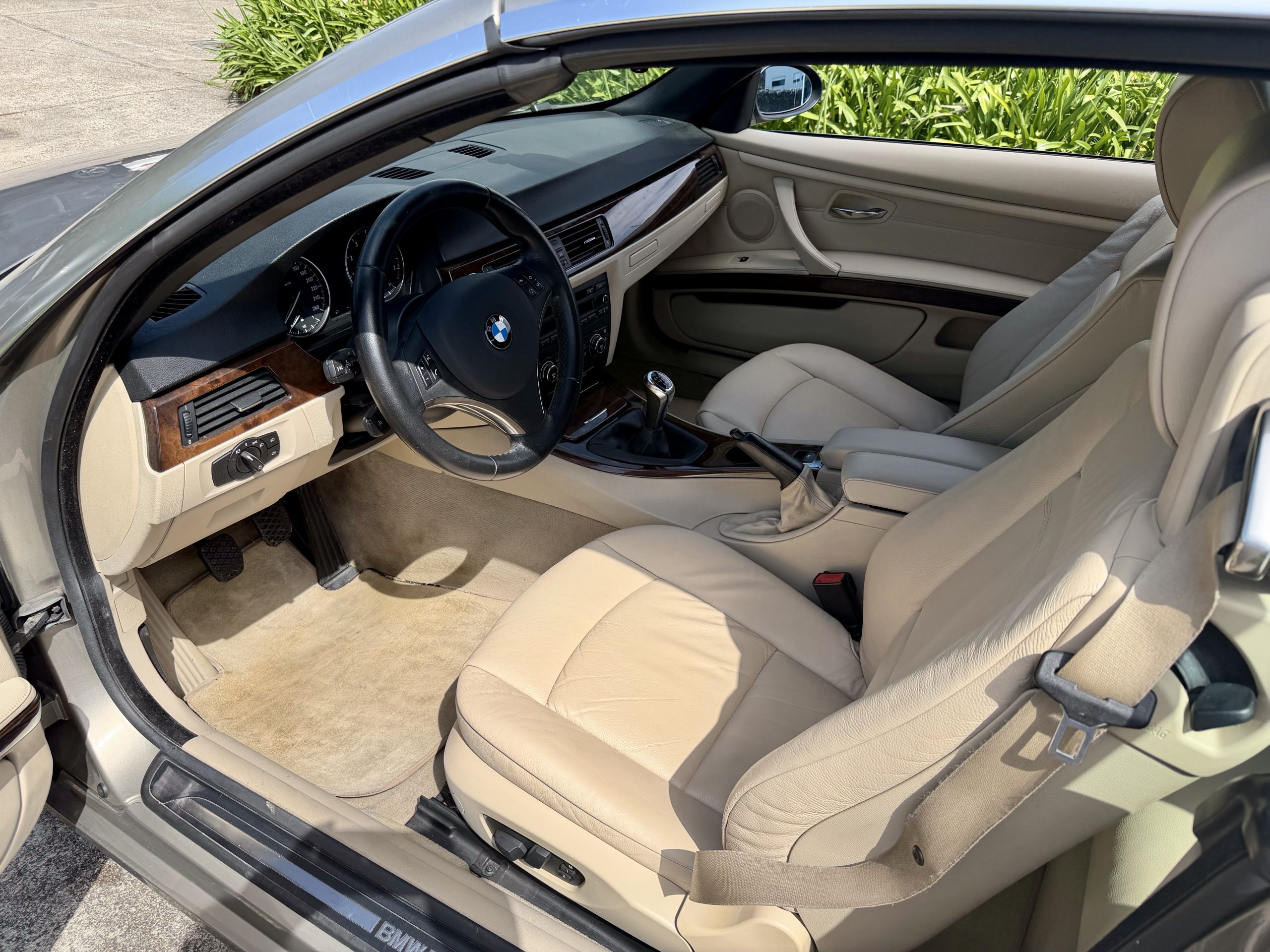 BMW 320i Cabriolet
